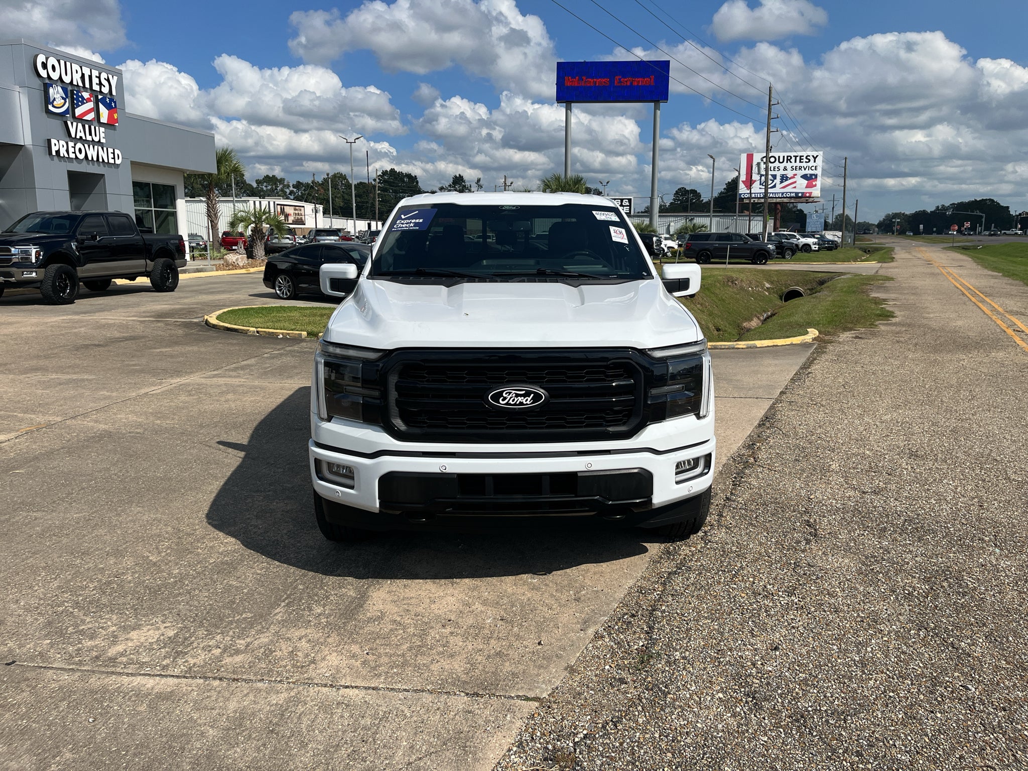 2024 Ford F-150 LARIAT