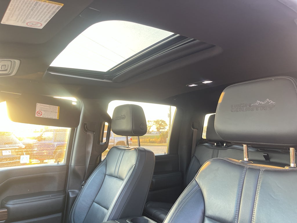 2022 Chevrolet Silverado High Country