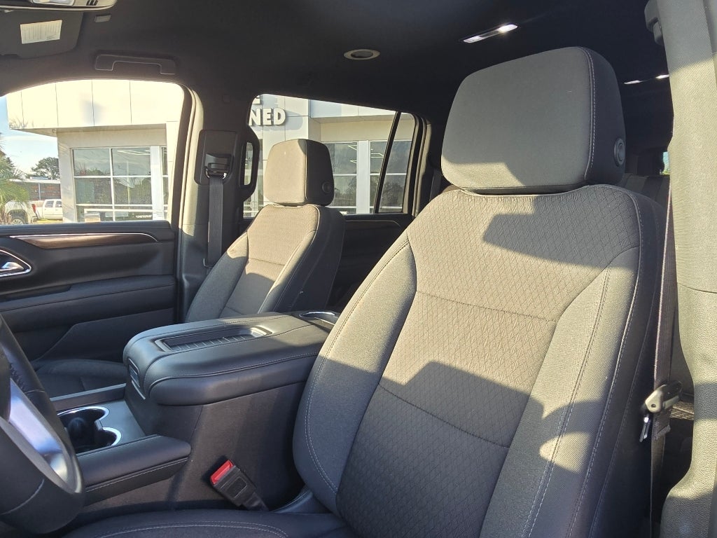 2024 GMC Yukon XL SLE