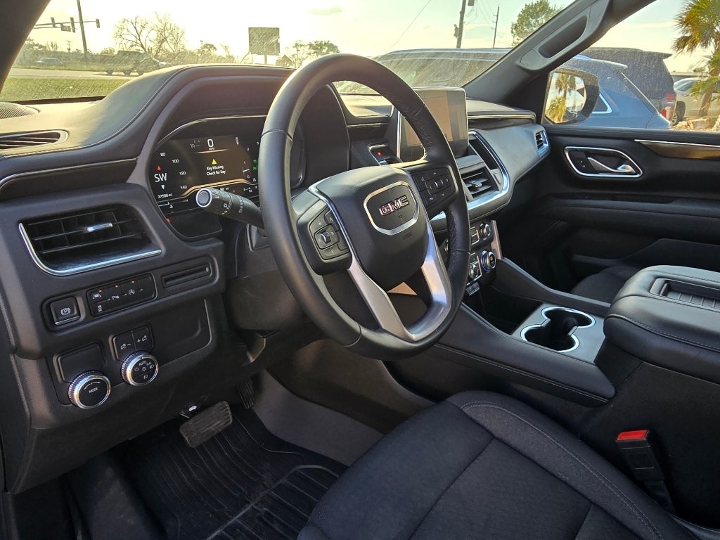 2024 GMC Yukon XL SLE