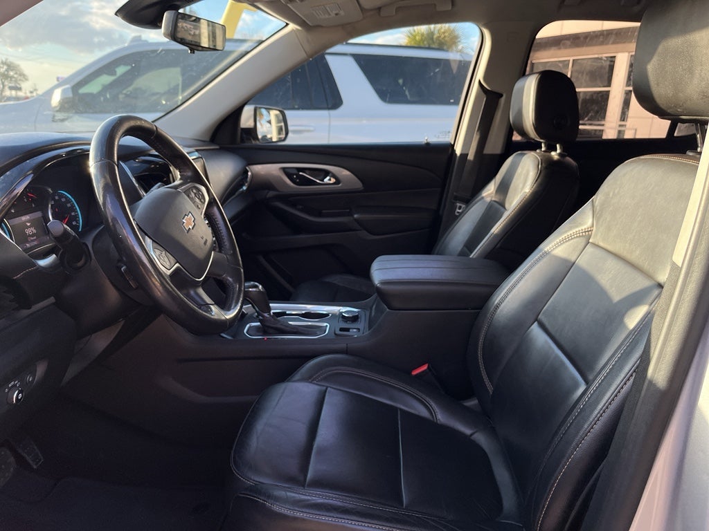 2020 Chevrolet Traverse LT Leather