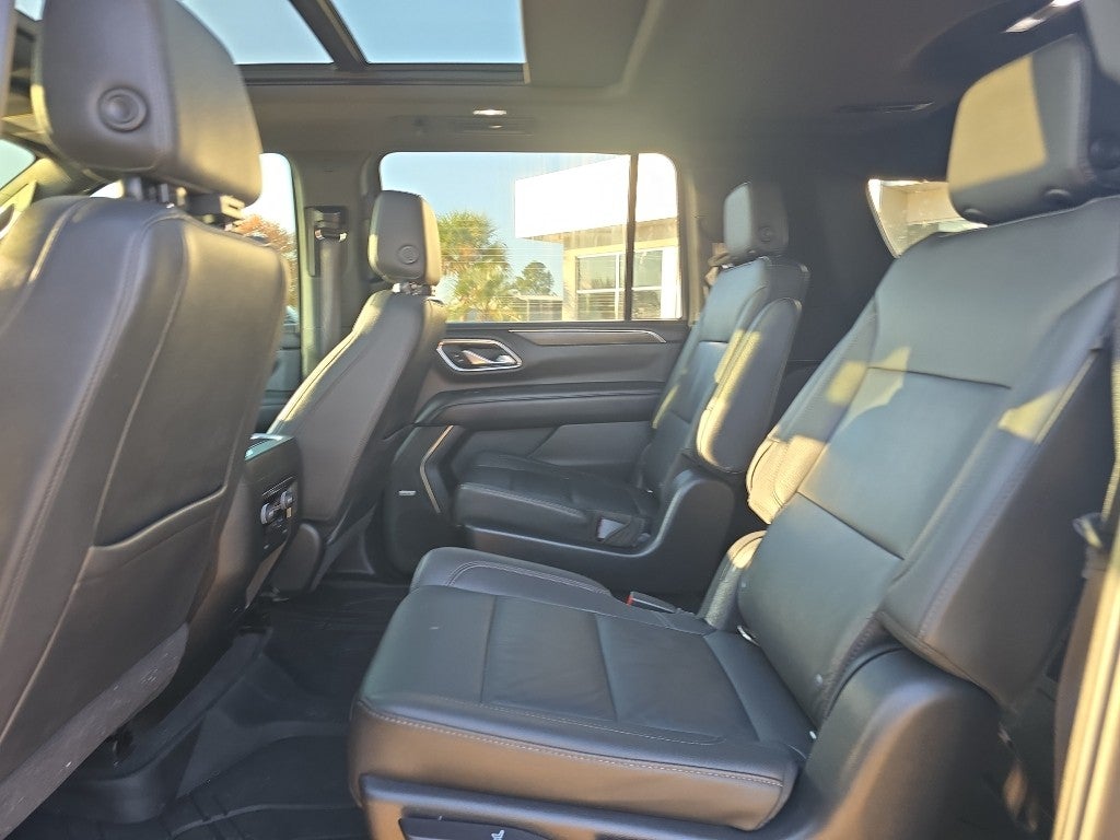 2021 Chevrolet Suburban LT