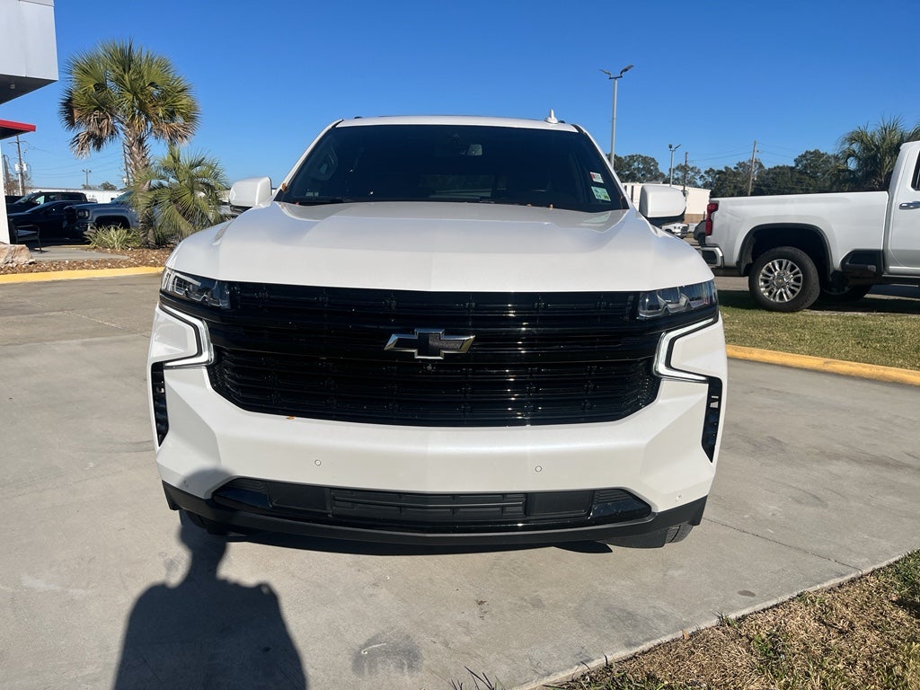2023 Chevrolet Suburban RST