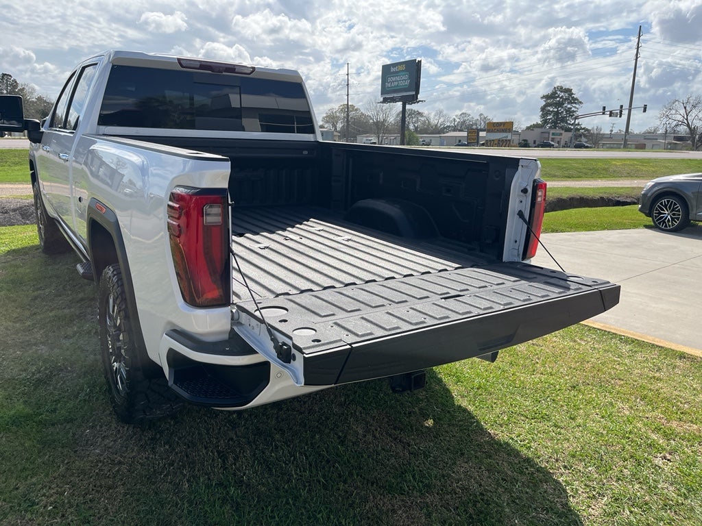 2024 GMC Sierra Denali