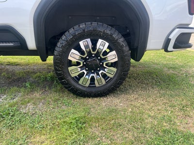 2024 GMC Sierra Denali