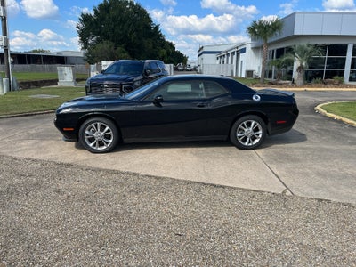 2023 Dodge Challenger SXT