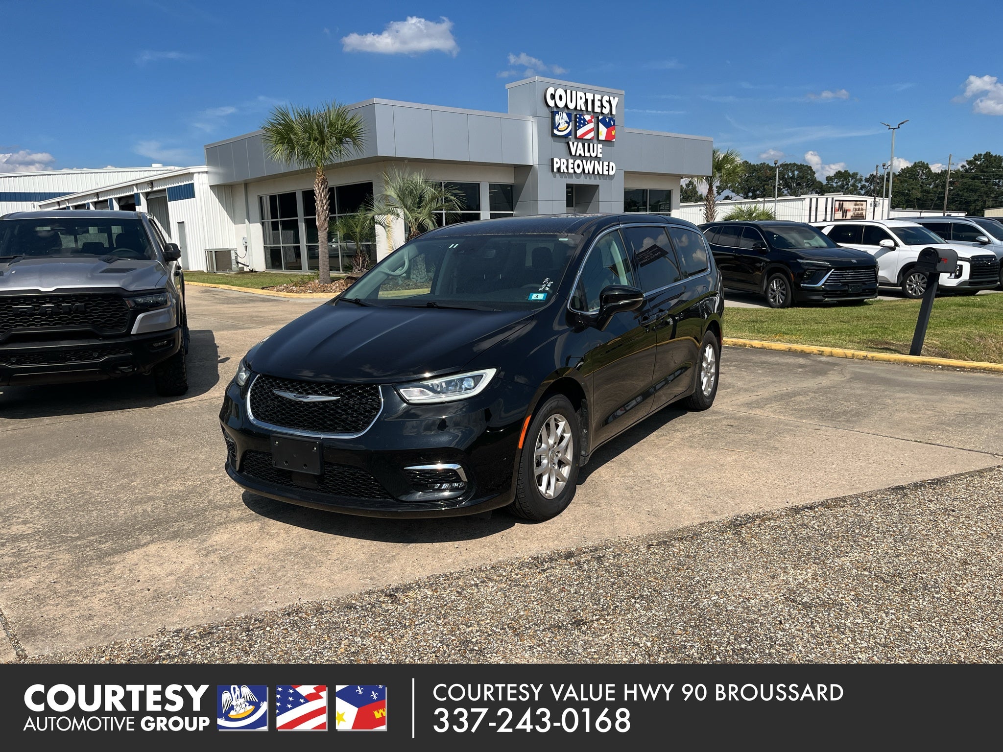 2024 Chrysler Pacifica Touring L