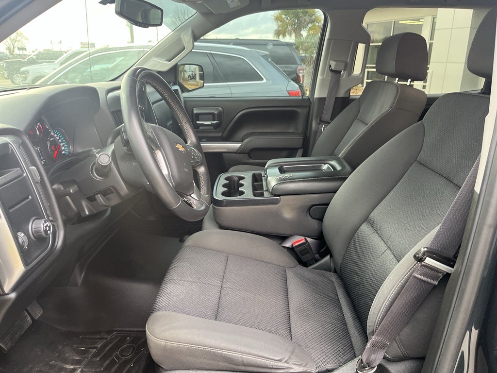 2017 Chevrolet Silverado LT