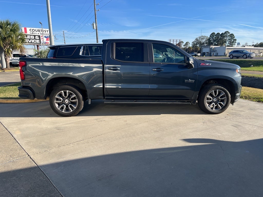 2021 Chevrolet Silverado RST