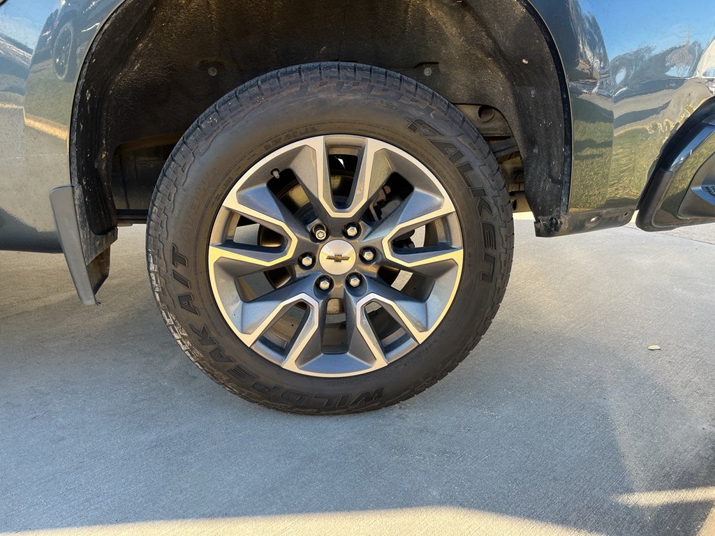 2021 Chevrolet Silverado RST