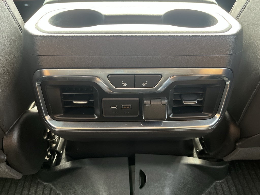 2021 Chevrolet Silverado High Country