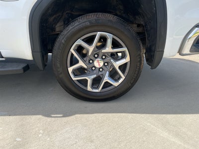 2023 GMC Sierra SLT