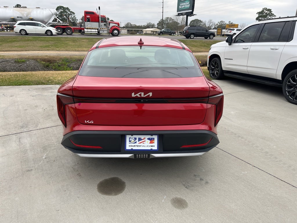 2025 Kia K4 LXS