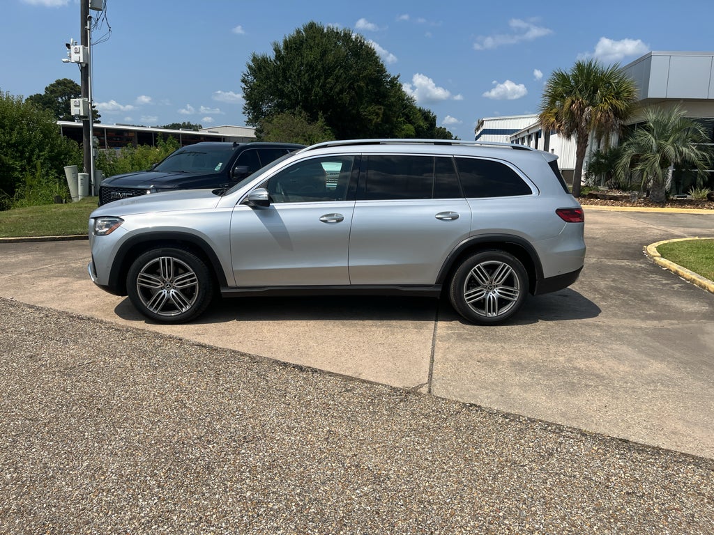 2025 Mercedes-Benz GLS 450 4MATIC®