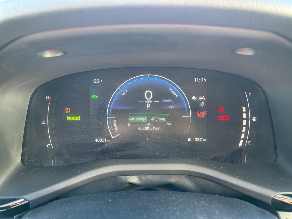 2025 Toyota Camry Hybrid LE