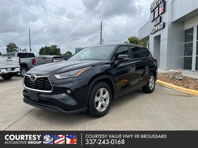 2025 Toyota Highlander LE