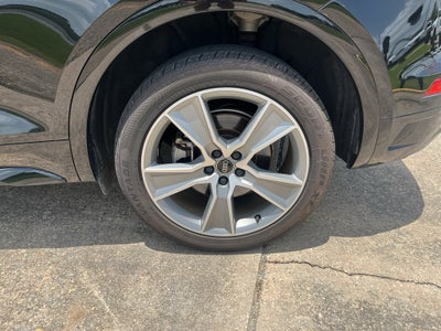 2025 Audi Q5 S line Premium