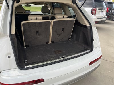 2019 Audi Q7 Premium Plus