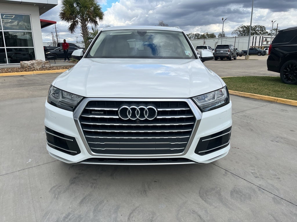 2019 Audi Q7 Premium Plus