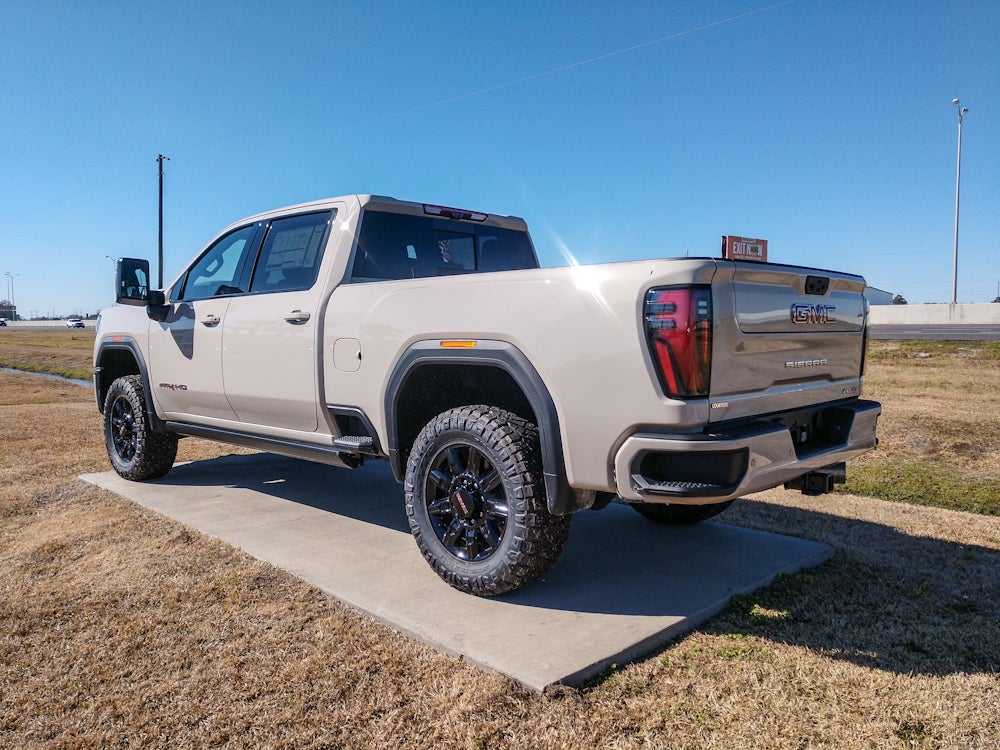 2026 GMC Sierra 2500 HD AT4